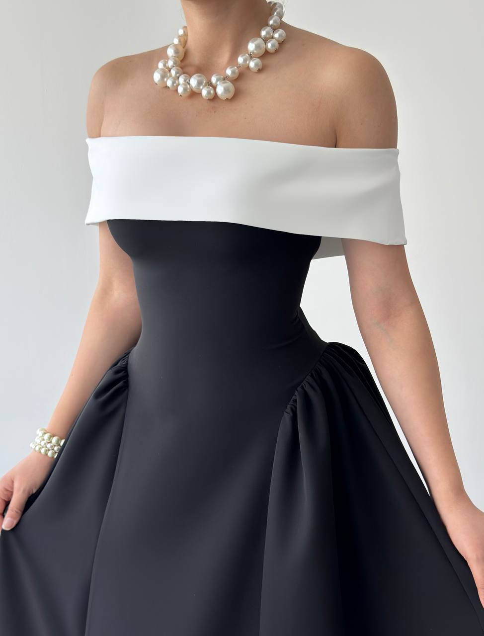 Robe Midi Noir et Blanc